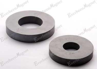 Chiny Pierścienie ceramiczne 8 magnesów magnetycznych, ferrytowych OD 60 mm x ID 32 mm x 10 mm dystrybutor